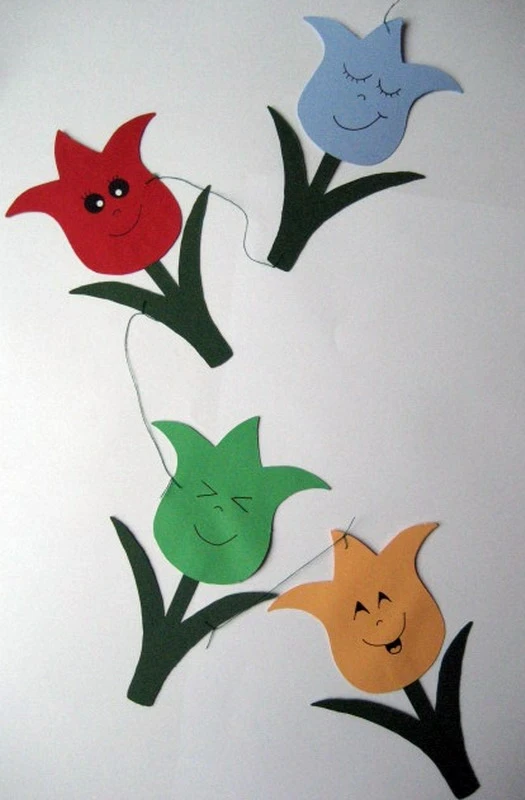 Blumenkette Gesichter